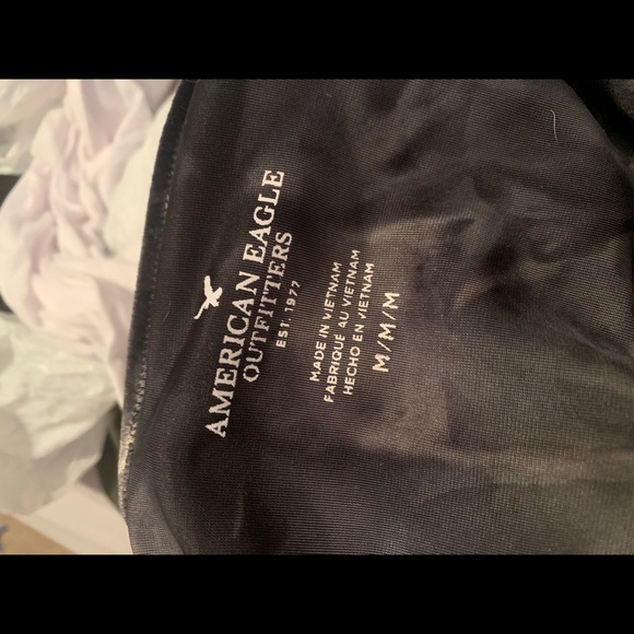American Eagle Womens Velvet crop top - Picture 3 of 4
